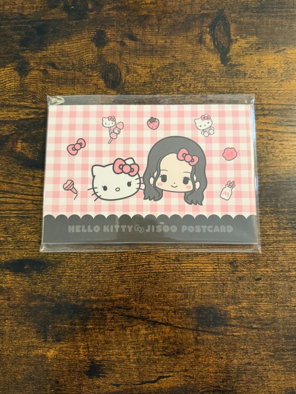 Hello Kitty x Jisoo Postcard (Japan Exclusive)